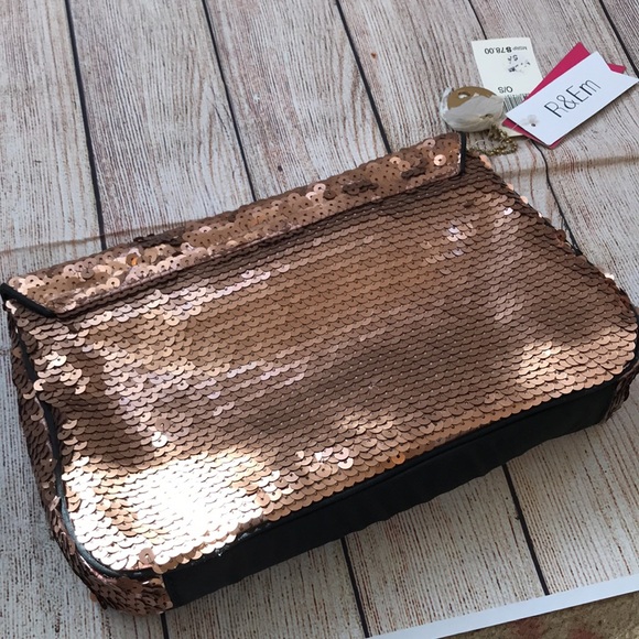 Holiday sequin Bag - Picture 4 of 4